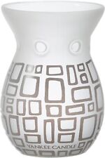 Yankee Candle 1348182 Sandblast Glass Oil Burner – White/Grey, 10.5 x 10.5 x 14
