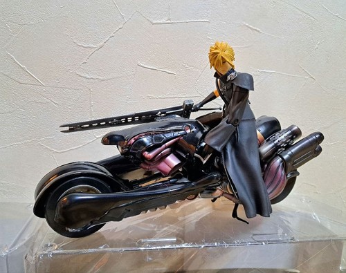 Final fantasy vii cloud action - fantasy,