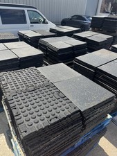 RUBBER GYM FLOORING TILES BLACK COMMERCIAL GYM MATS 50 X 50 X 2CM USED GRADE B 