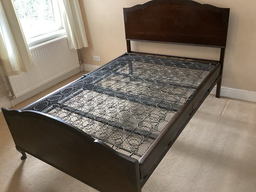 Vintage carved double bed - ,