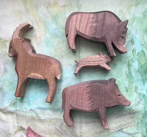 Ostheimer boar family - , &