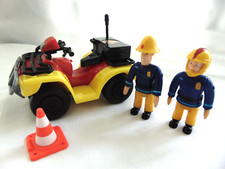 FIREMAN SAM POSABLE FIGURES WITH QUAD BIKE AND CONE