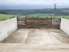 Photo 6x4 Empty silage pit at