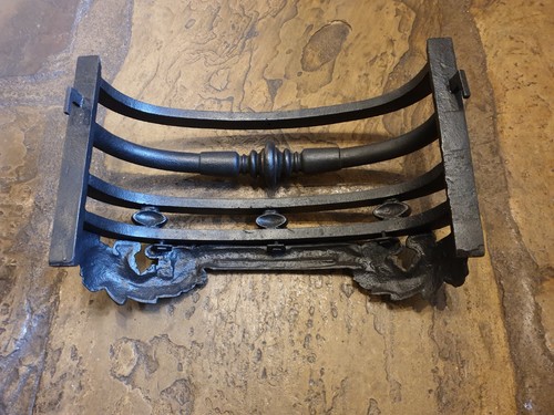Victorian cast iron - cast, front