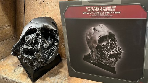 Darth vader melted pyre helmet - melted,