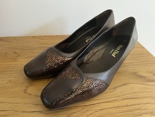 LADIES VINTAGE VAN DAL CLASSIC BROWN & BRONZE LEATHER COURT SHOES SIZE 7