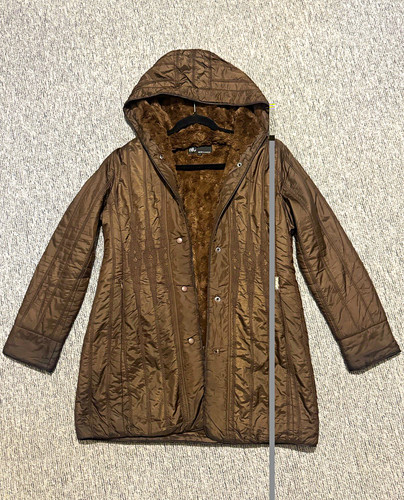 Nine classic women - nine, brown