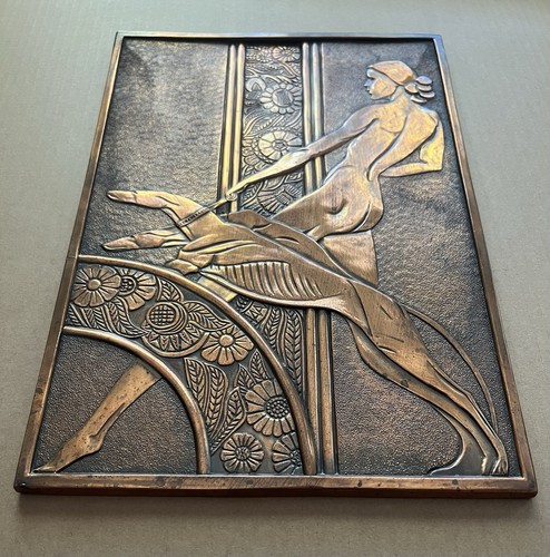 Art deco bronze - deco, relief