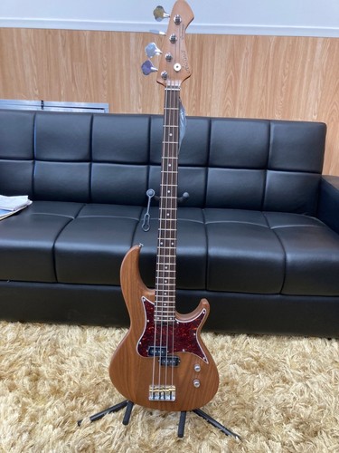 Aria 313 detroit - 4, string