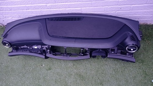 Mercedes class dashboard - mercedes,