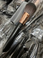 x25 Avon All Over Face Brush