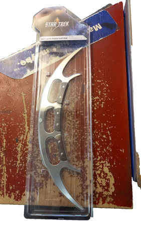 Star trek bat leth pizza - trek, bat'leth