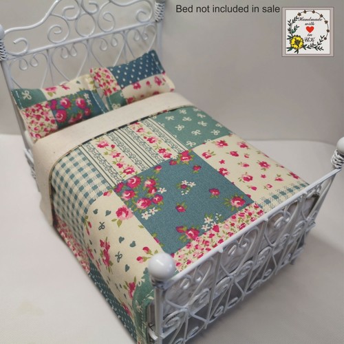 Handmade dolls house - dolls,