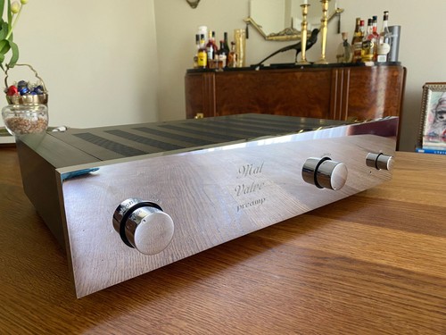 Malvalve mal valve - valve, preamp