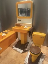 Vintage Sindy Pedigree Bathroom Set Bath Vanity Unit Mirror Sink Toilet  Towels