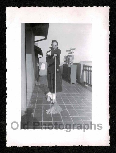 Young man cigarette mop - young,