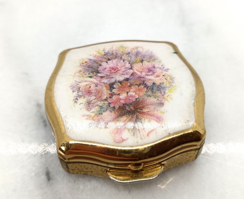 Vintage stratton enamel - vintage,