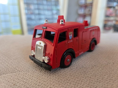 Lledo promotional london fire - lledo,