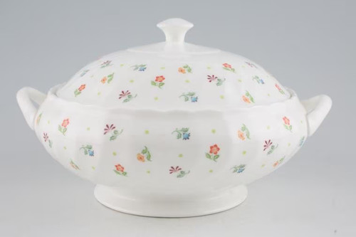 Wedgwood cascade vegetable - cascade,