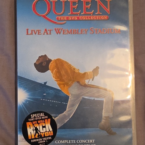 Queen live wembley stadium - live,