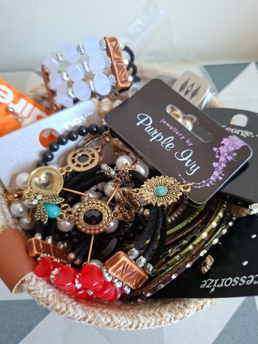 Costume jewellery bundle - costume,