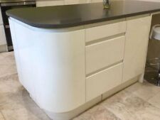 Curved corner kitchen islands any size any colour made to order breakfast bar