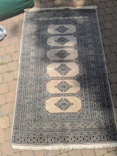Vintage knotted bokhara wool - knotted,