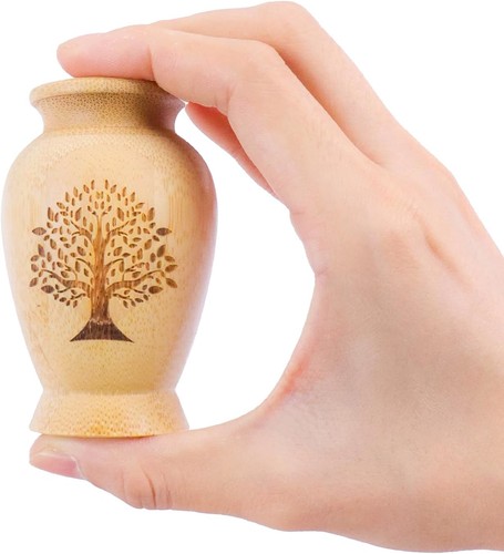 Small urns for ashes - for, ashes,