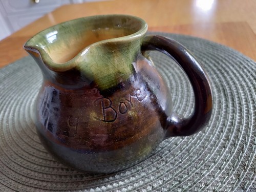 Ewenny pottery jug llaeth y - ,
