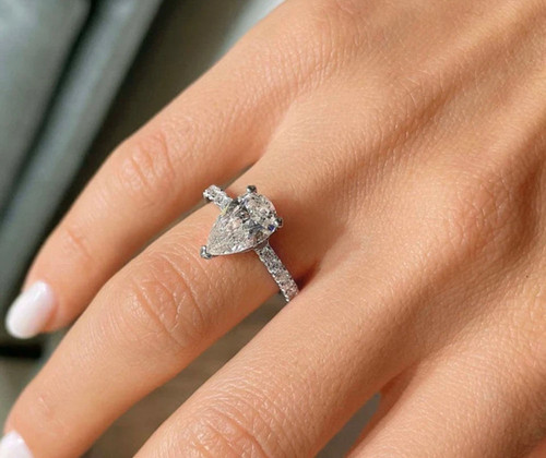14k white gold carat pear - white,