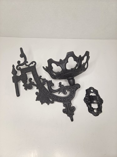 Vintage cast iron oil lamp - iron,