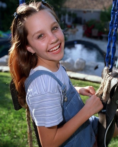 Alyssa milano photo 8x10 - milano,