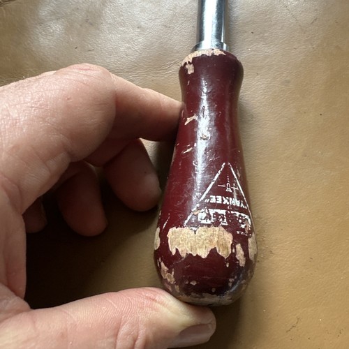 Tin stanley yankee - tin, screwdriver