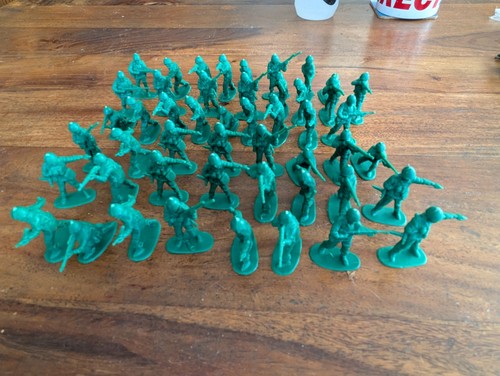 Plastic toy soldiers - toy, bundle