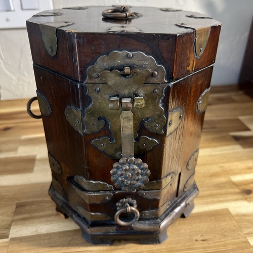 Vintage chinese wood - wood, brass