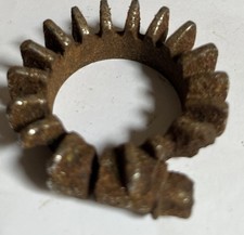 TRIUMPH T20 cub ? FINNED EXHAUST CLIP CLAMP used for restoration pr 65 trials ?