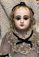 Exceptional TWIN Doll - Baby TWIN SGDG 7 Closed Mouth TWIN Doll