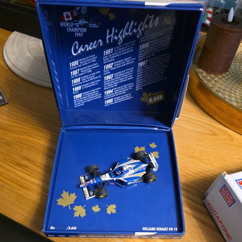 Minichamps 516 974303 - 1/43,