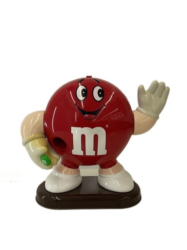 Interior grocery red - m&m’s,