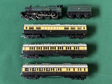 Hornby GWR Albert Hall + 2 GWR