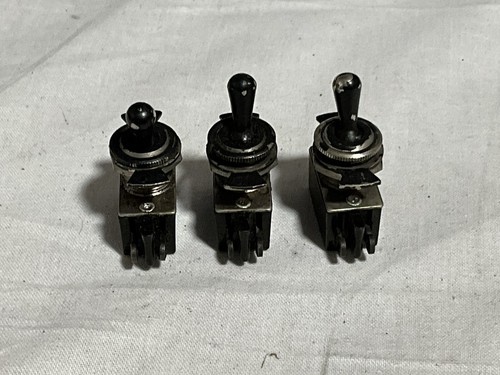 Vintage toggle switch - 3, x