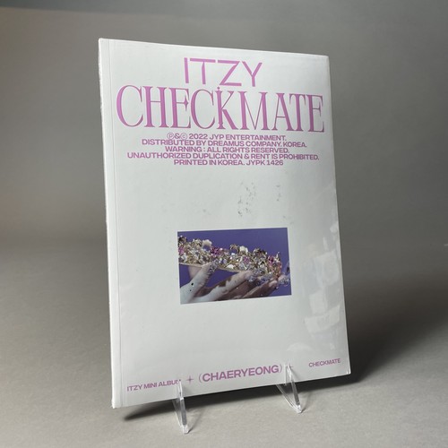 New itzy checkmate mini - new,