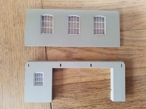Hornby goods shed side panels - side,