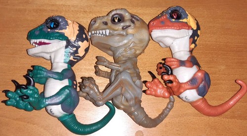 Untamed fingerlings dino x3 - fingerlings,