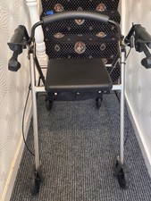 ROLLATOR  FOR TALL PERSON -