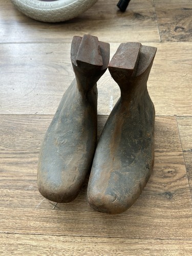 Pair vintage antique cast - of,