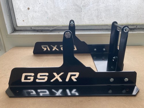 Suzuki gsxr1100w water cooled - gsxr1100w,