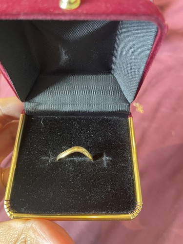 18ct yellow gold wishbone - yellow,