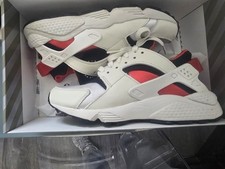 Women’s Nike Huarache  Black White & Red  Size4.5