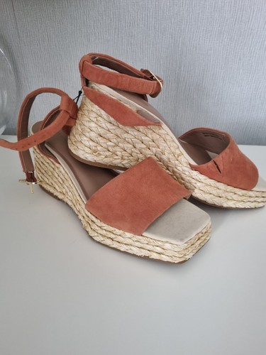 Next wedge forever - next,